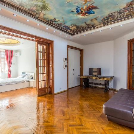 Apartment Faryna Bucureşti Ngoại thất bức ảnh