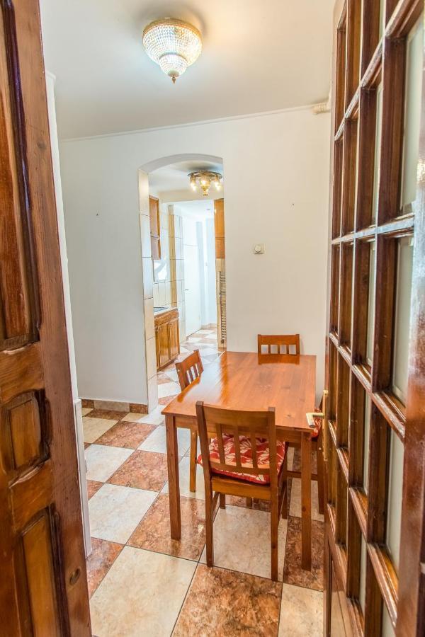 Apartment Faryna Bucureşti Ngoại thất bức ảnh